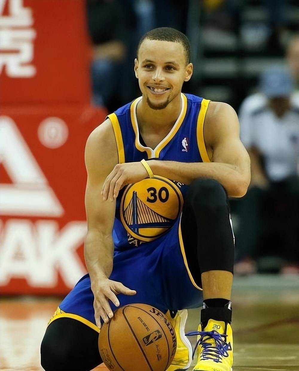 相比之下 相比之下